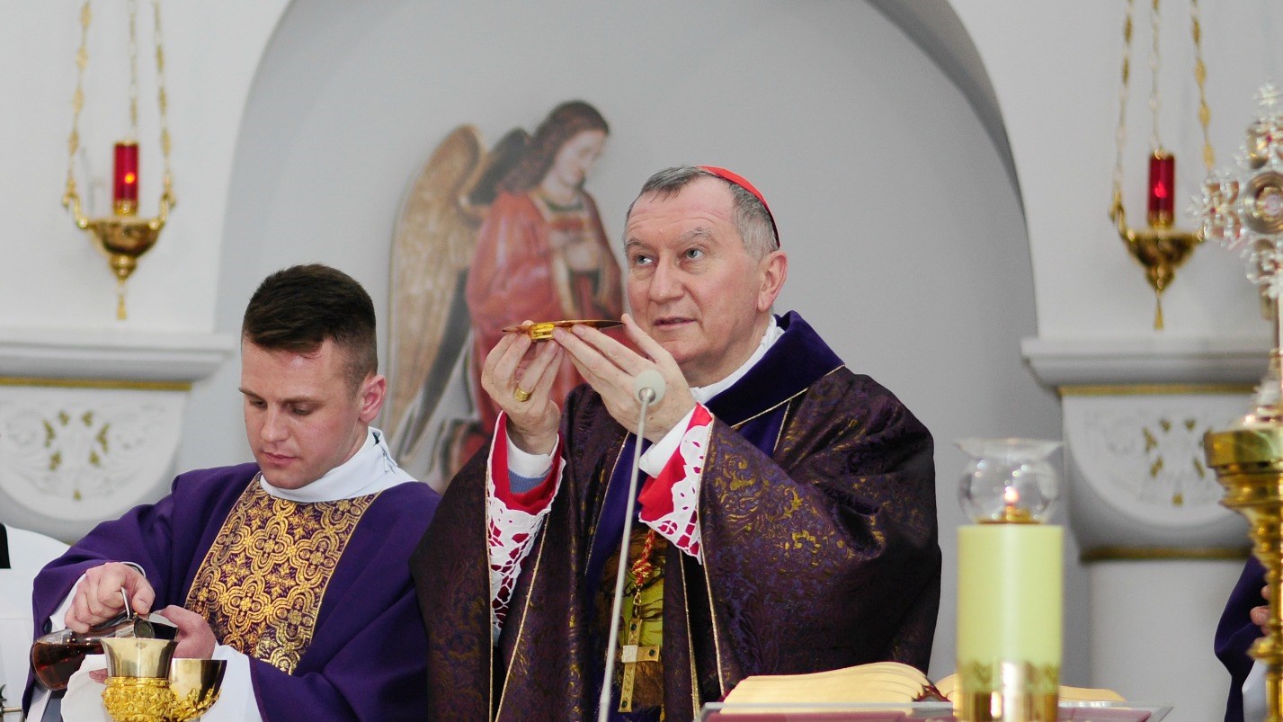 Đức Hồng y Parolin sẽ chủ sự thánh lễ tại Đền thánh Lộ Đức