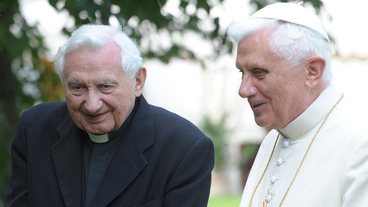 Đức Bênêđictô XVI cảm ơn những lời chia buồn về Đức ông Georg Ratzinger