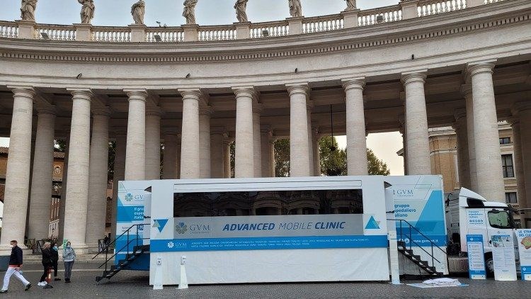 Phòng khám tim mạch di động ở Vatican