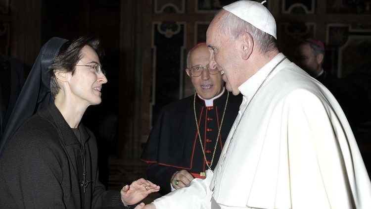 Tân Tổng thư ký Phủ Thống đốc thành quốc Vatican là một nữ tu
