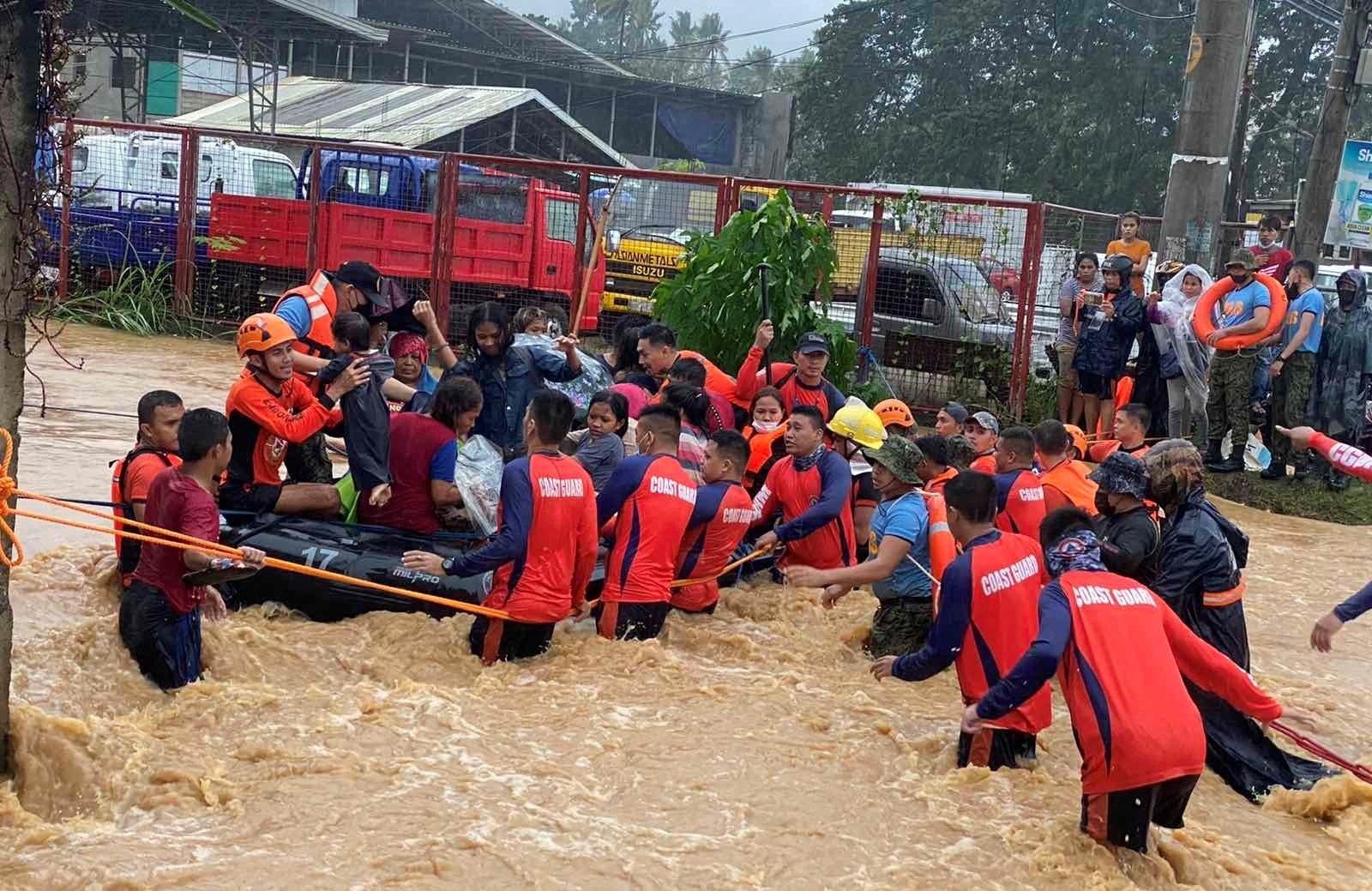 Giáo hội tại Philippines cầu nguyện cho nạn nhân bão Rai