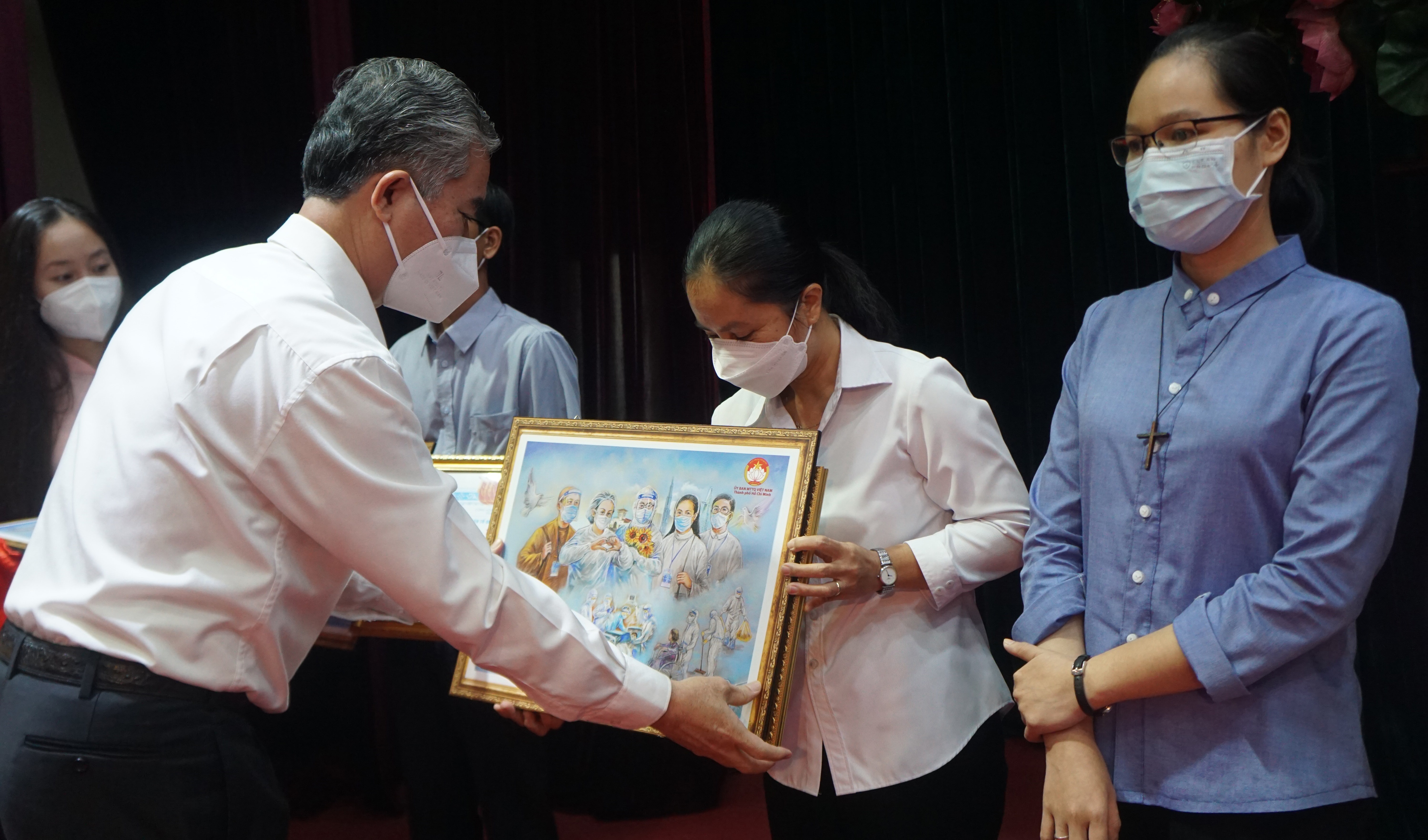 Nhớ lại những ân tình