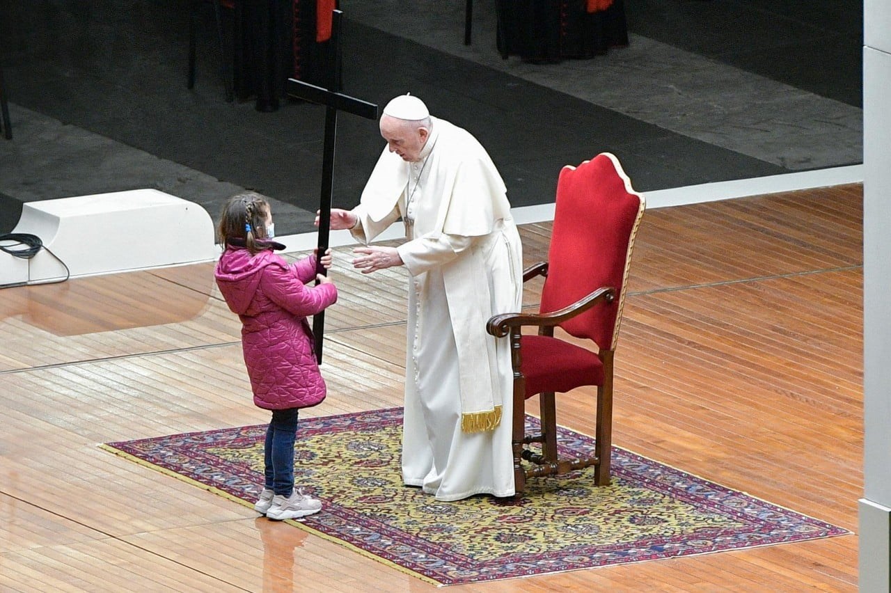 Đức Giáo Hoàng chủ sự chặng đàng thánh giá tại Vatican