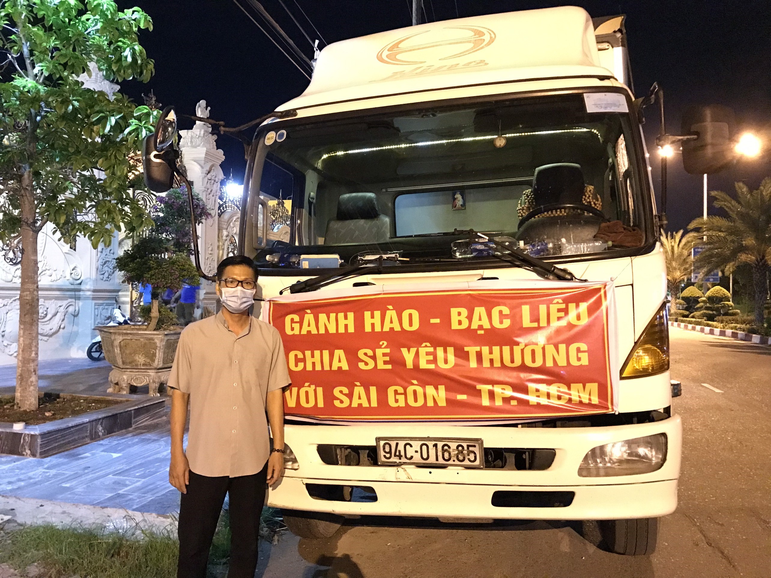 Giáo xứ Gành Hào gởi 1 tấn cá khô và nông sản cho Sài Gòn