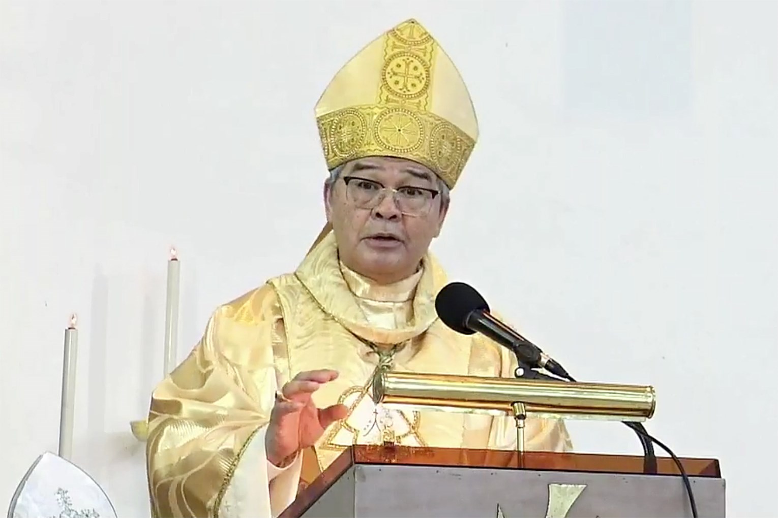Đức cha Adolfo Tito Yllana kỷ niệm 50 năm hồng ân linh mục