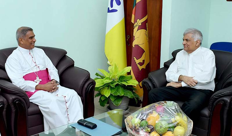 Tổng thống Wickramasinghe gặp gỡ Chủ tịch Hội đồng Giám mục Sri Lanka
