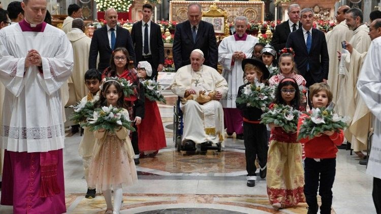 Đức Giáo Hoàng chủ sự lễ đêm Giáng Sinh tại Vatican