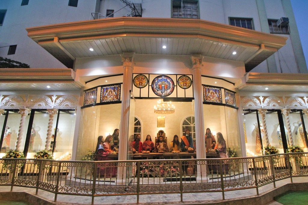 Khánh thành phòng trưng bày ảnh, tượng Công giáo tại Cebu
