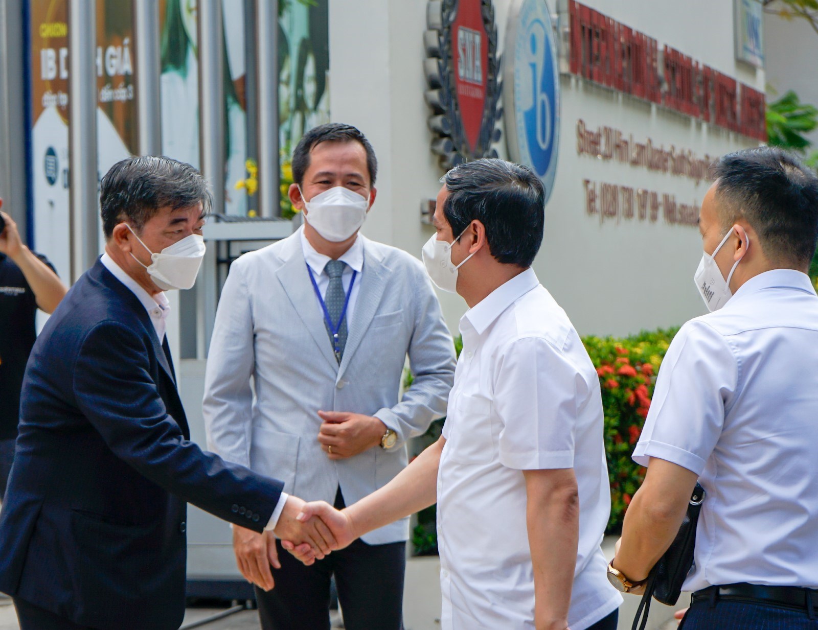 Bộ trưởng Nguyễn Kim Sơn đến thăm Trường Quốc tế Bắc Mỹ - SNA