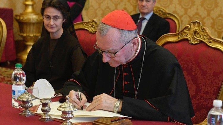 Vatican tu sửa doanh trại lính gác Thụy Sĩ
