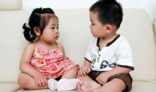 Tên lót “văn - thị” có còn hợp thời ?