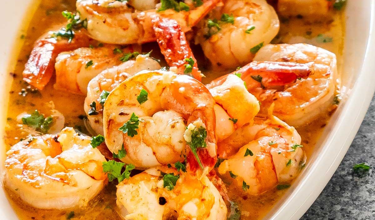 Tôm sốt bơ tỏi thơm ngọt