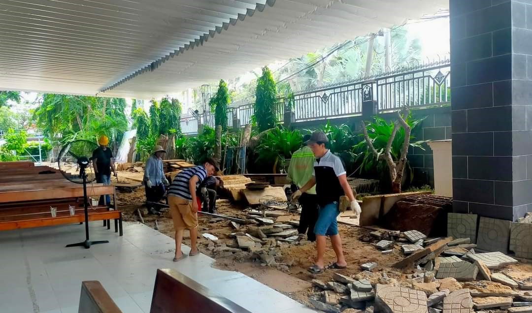 Nhà thờ xứ Tân Ðức trùng tu nâng nền chống ngập