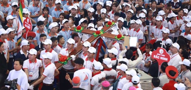 Ðịnh hành người giáo dân thiên niên kỷ mới