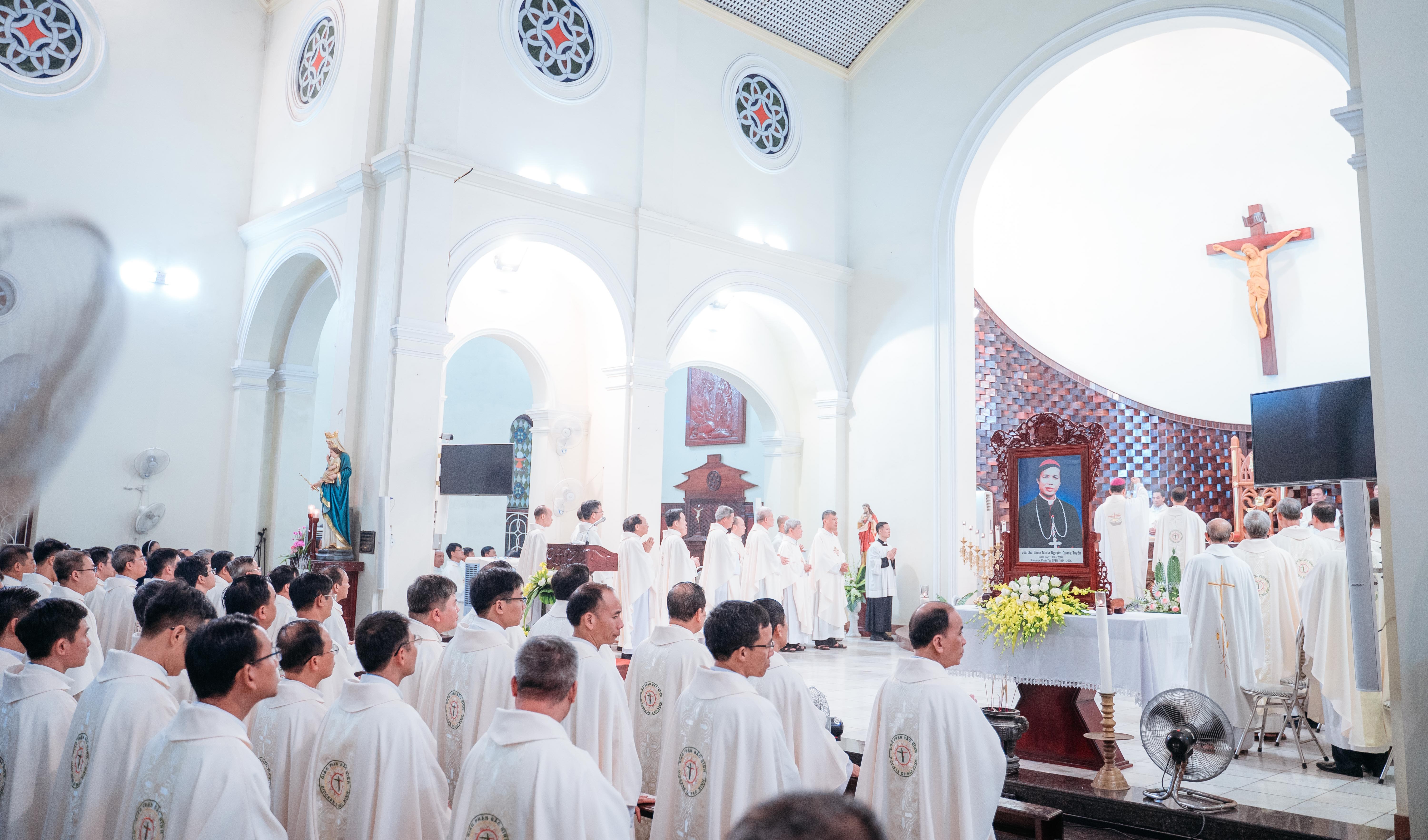 Lễ giỗ Đức cha Giuse Maria Nguyễn Quang Tuyến