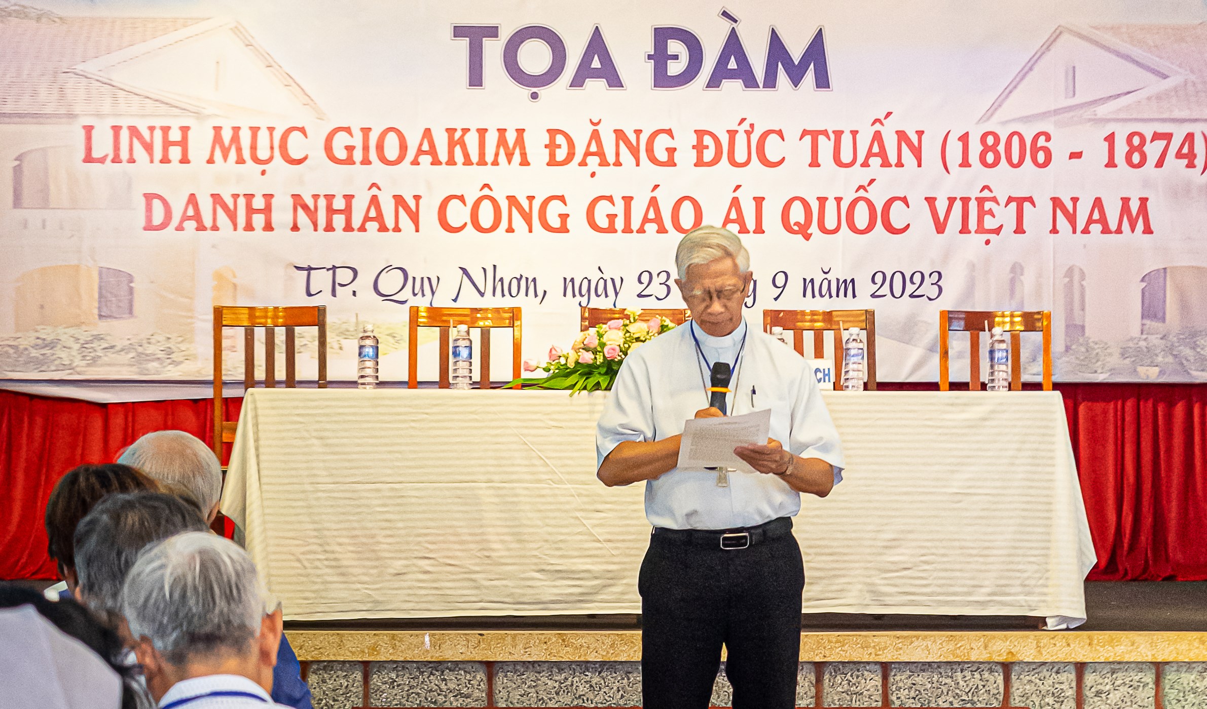 Trở về tương lai