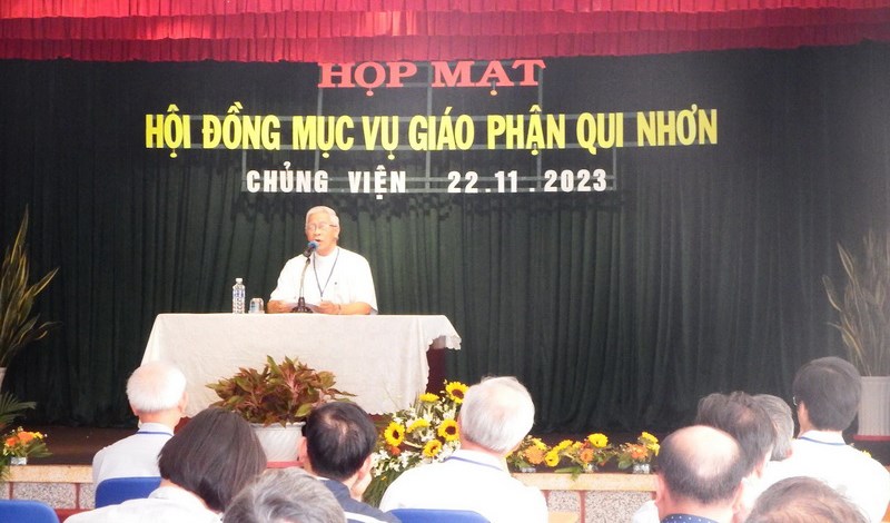 Hãy cùng nhau đi làm vườn nho