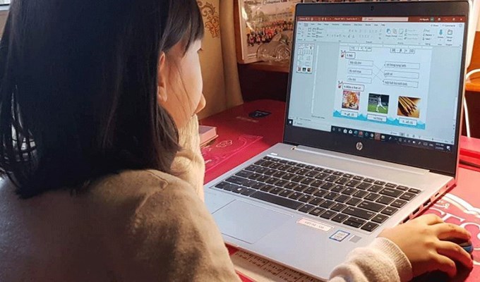 Người trẻ và mạng xã hội