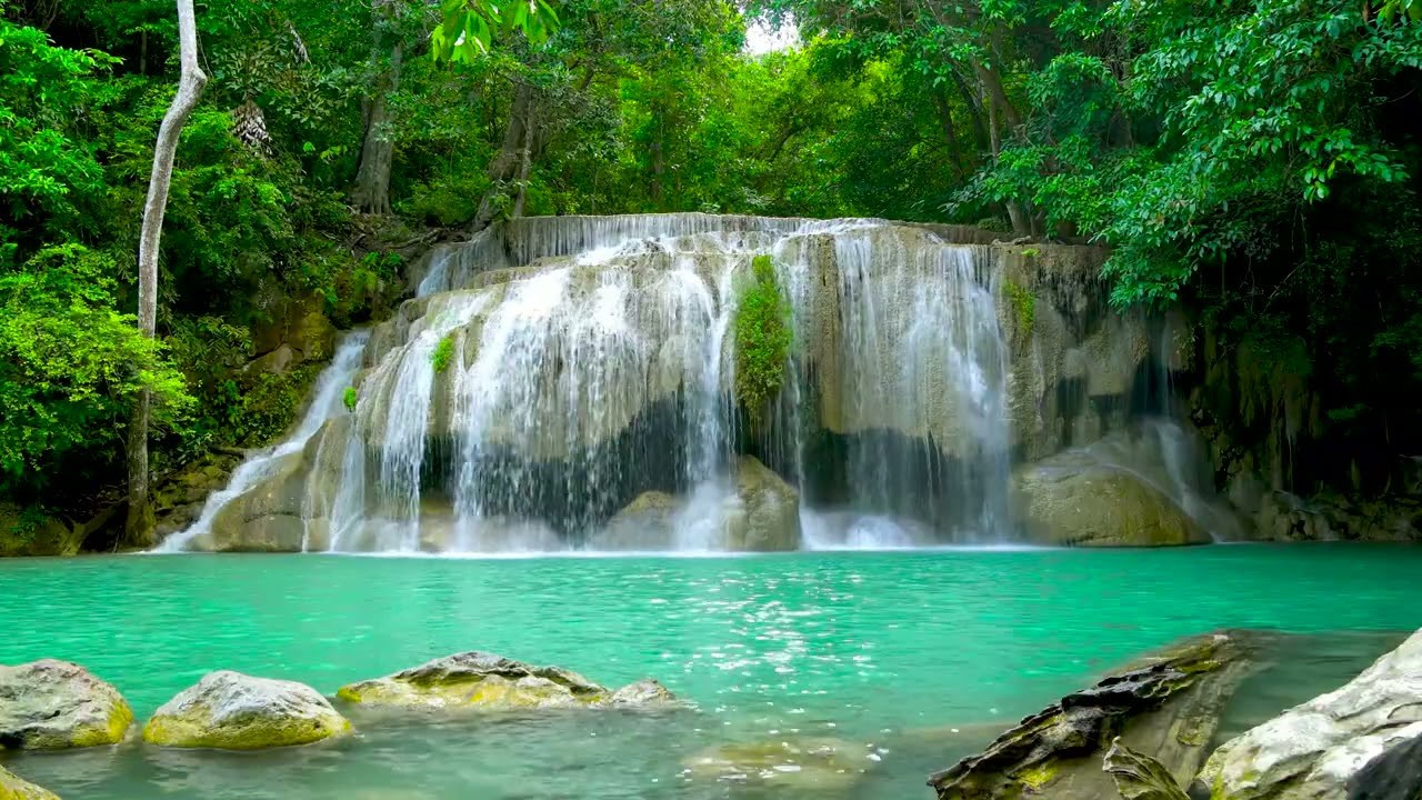 Ðủ mạnh mẽ để dịu dàng