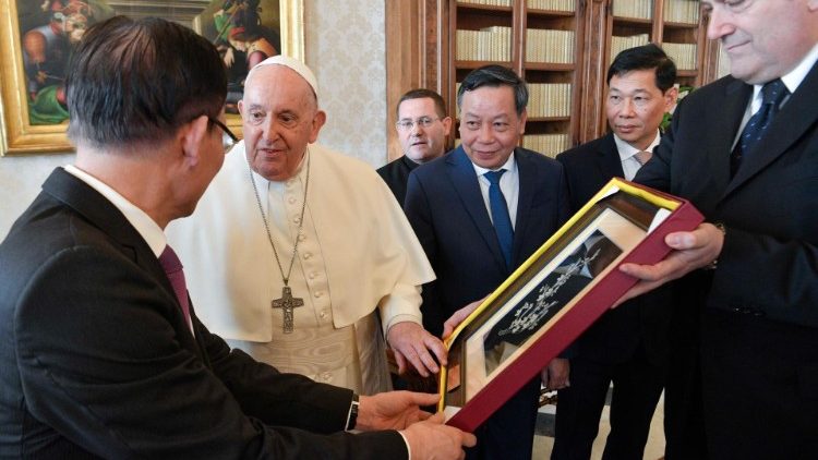 “Đức Giáo Hoàng muốn thăm Việt Nam”