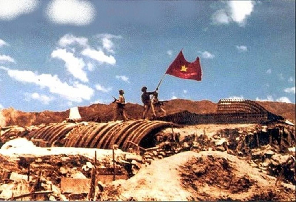 Giới trẻ trong hành trình về nguồn cội