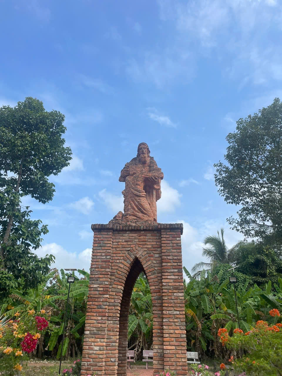 Người cha nhân hậu tại Cù Lao Giêng.jpg (374 KB)