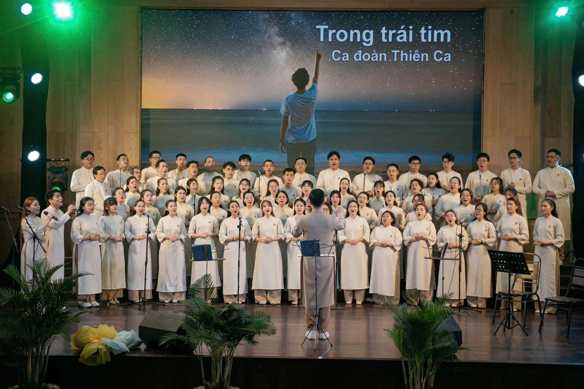 Ðêm thánh ca “Cát biển sao trời”