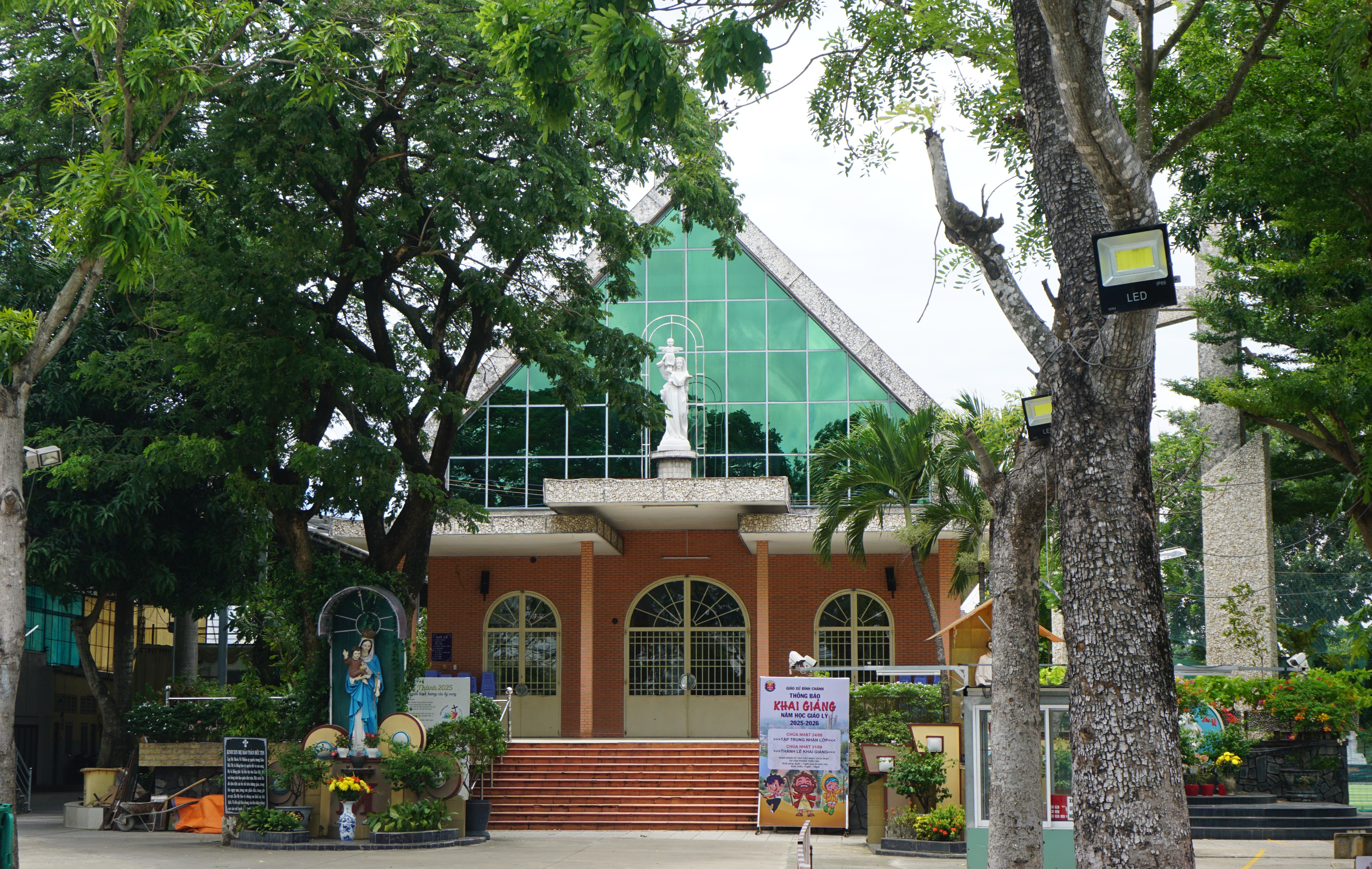 BinhChanh.JPG (4.47 MB)