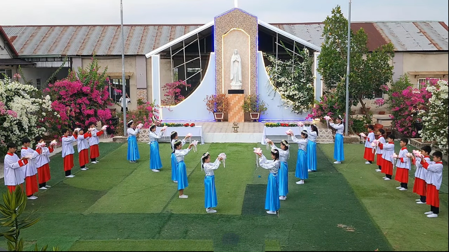 Một truyền thống đẹp mỗi dịp tháng Hoa tại giáo xứ Hiếu Liêm, GP Xuân Lộc.jpg (886 KB)