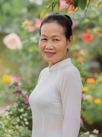 Bà Lê Thị Thoa.jpg (23 KB)