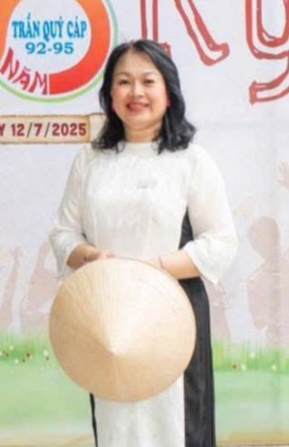 Bà Phạm Bích Hà.jpg (29 KB)