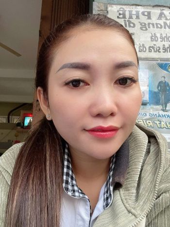 Chị Ngụy Hoàng Trúc Linh.jpg (35 KB)