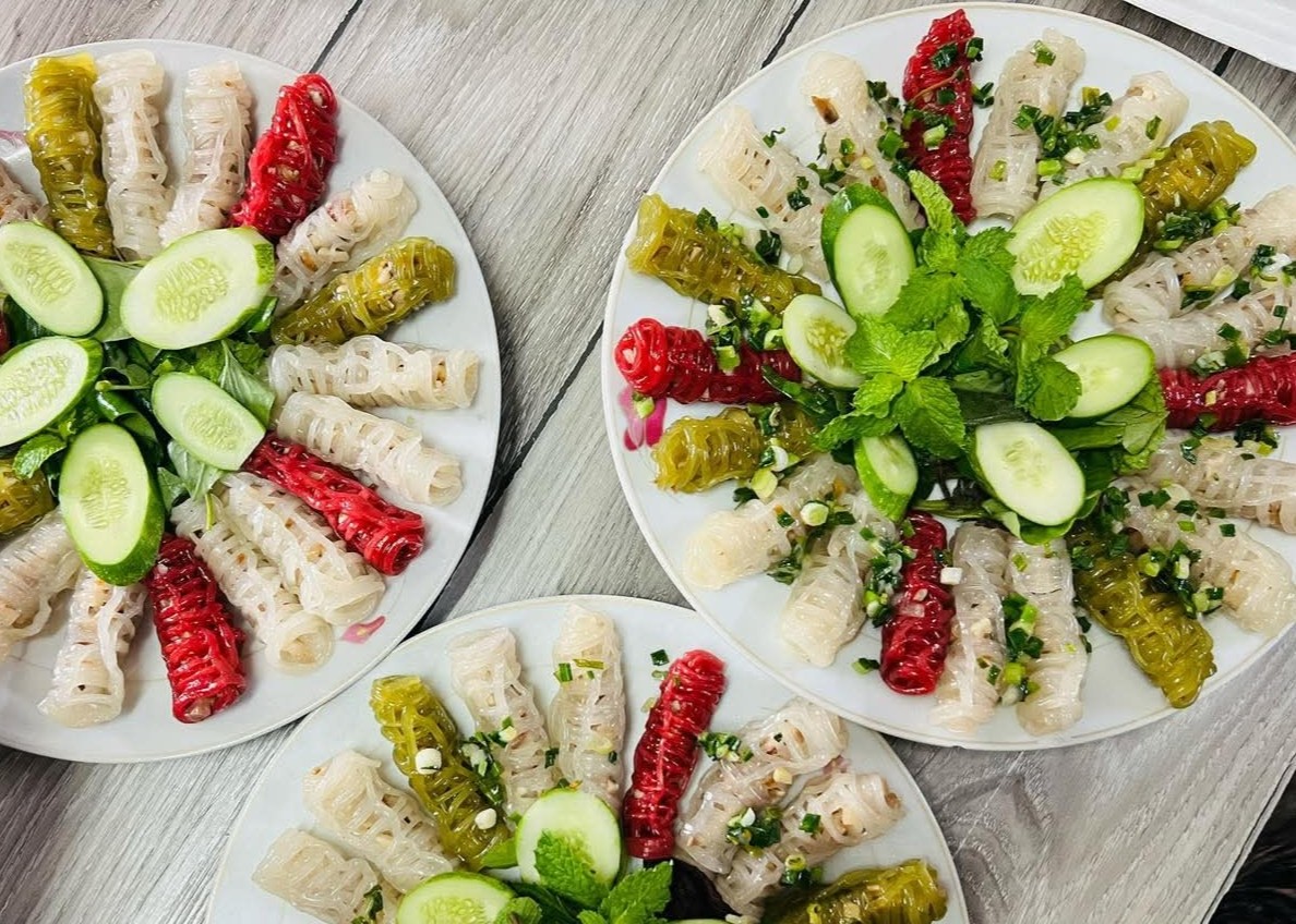 Về Gò Công tìm bánh nghệ