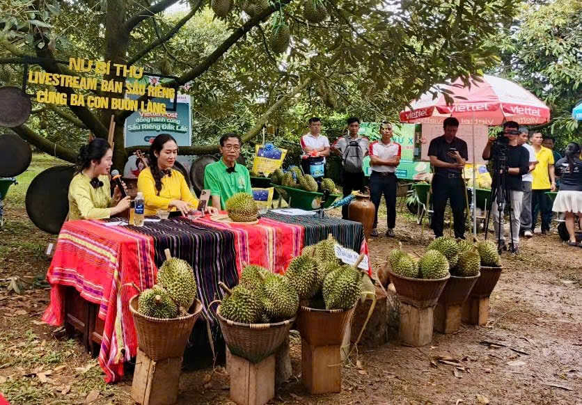 Một phiên bán hàng qua mạng mang lợi ích nhiều mặt
