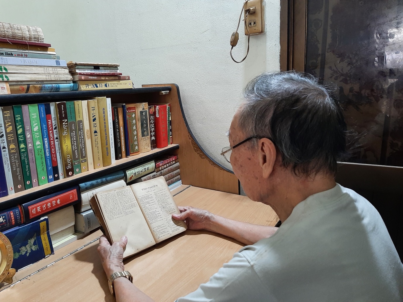 Tản mạn về cuốn Kinh Thánh Việt ngữ trong tủ sách  của Phan Khôi - Cha Tôi