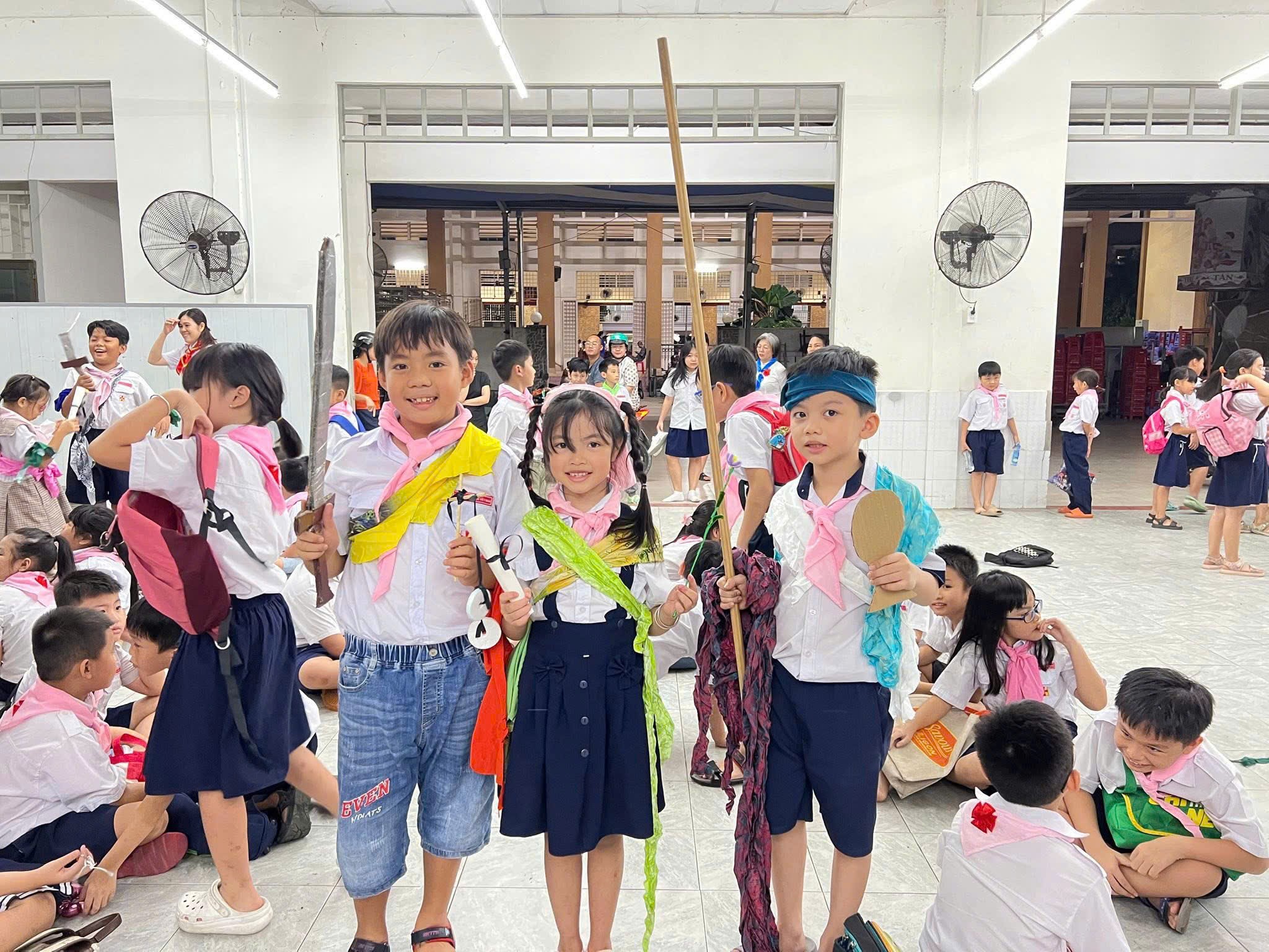 Em vui học giáo lý