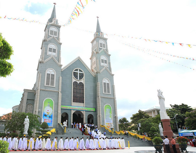 Nhà thờ chánh toà Bà Rịa .jpg (123 KB)