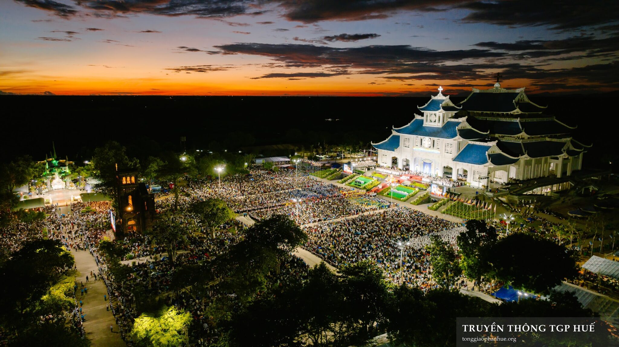 Đại hội Hành hương Đức Mẹ La Vang lần thứ 32: Từ Linh địa đến đời thường - Hành trình thắp sáng ngọn lửa phục vụ