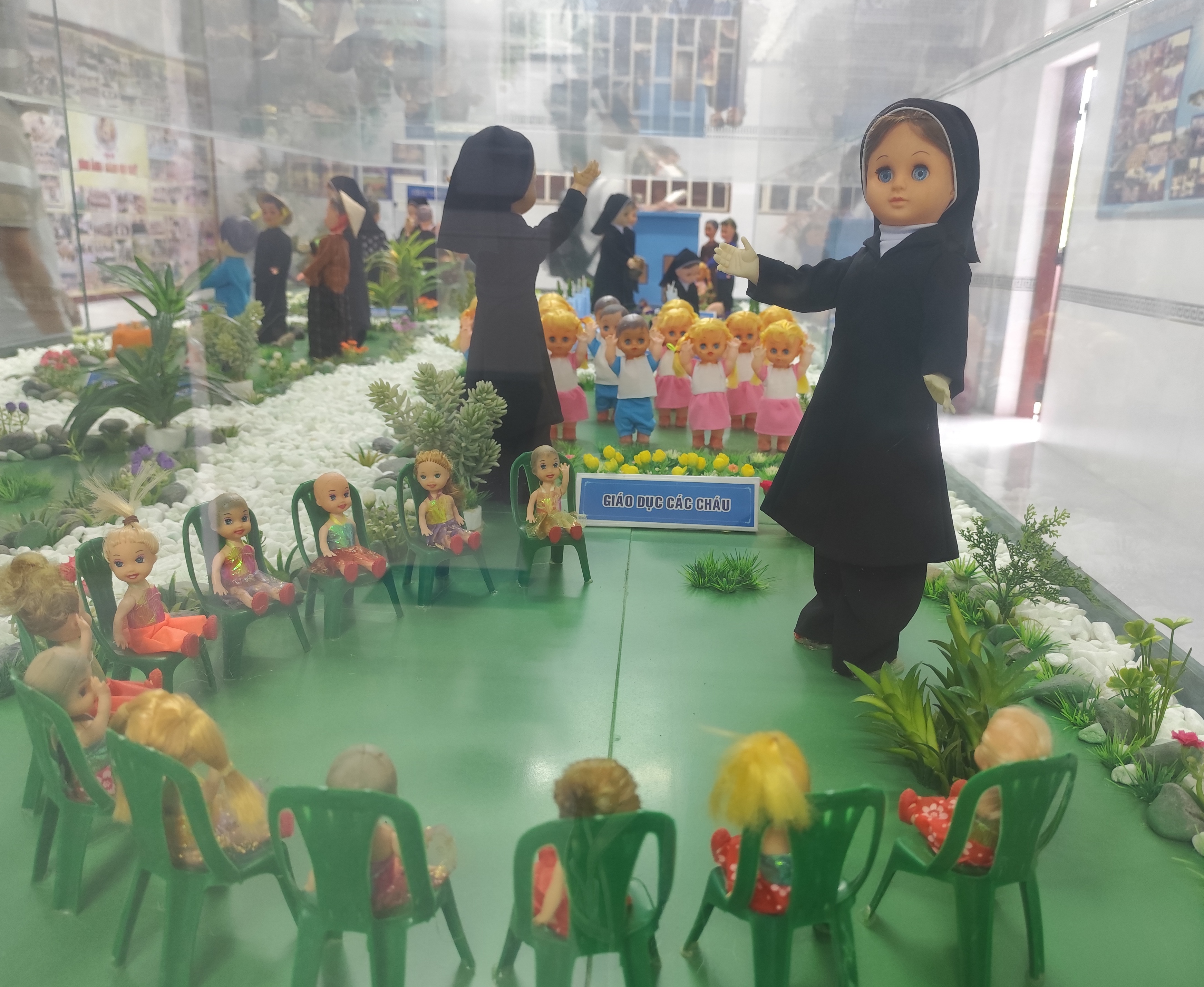 2534 d.jpg (2.39 MB)