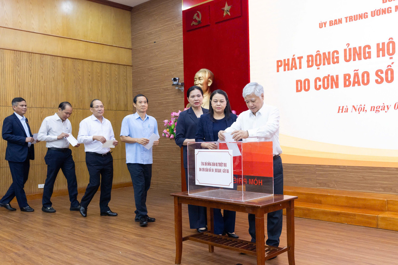 Ủy ban Trung ương Mặt trận Tổ quốc Việt Nam kêu gọi ủng hộ đồng bào khắc phục thiệt hại do bão số 10