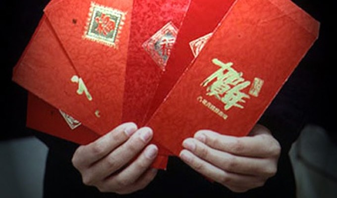 Vui buồn chuyện thưởng Tết