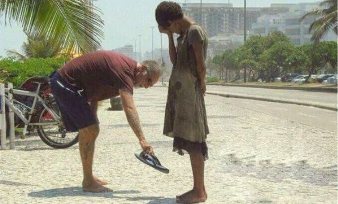 Lá rách ít đùm lá rách nhiều