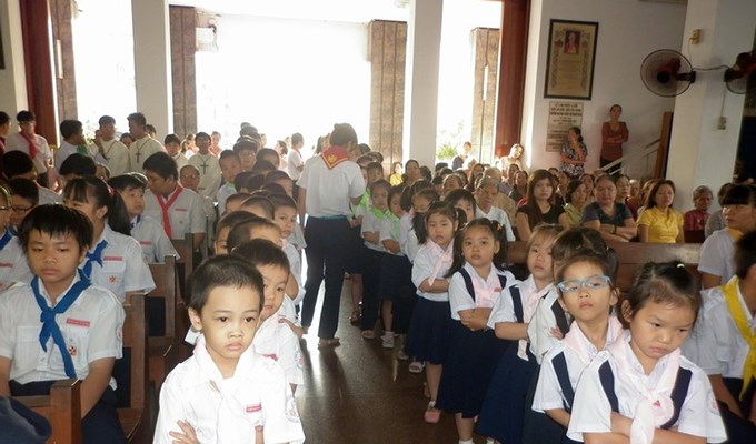 “Để Giáo lý viên là người nhà của Thiên Chúa”