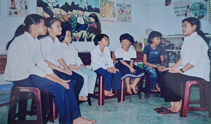 Như chú sâu bướm chăm chỉ