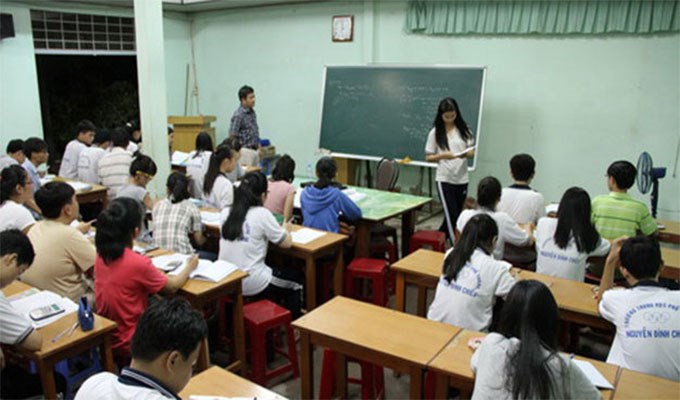 Tự học trước thách đố học thêm