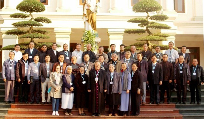 Ủy ban Mục vụ Di Dân: Thư gửi các tín hữu xa quê nhân Ngày Thế giới Di dân và người Tị nạn lần thứ 102  (17.01.2016)