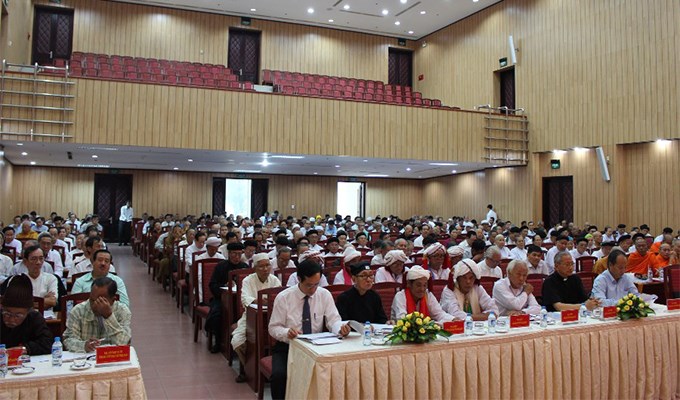 Phát huy nguồn lực của các tôn giáo