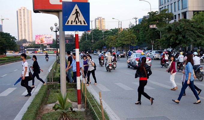 Xử phạt người đi bộ phạm luật giao thông