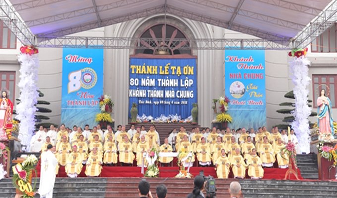 Bế mạc hội nghị thường niên kỳ I/2016 Hội đồng Giám mục Việt Nam