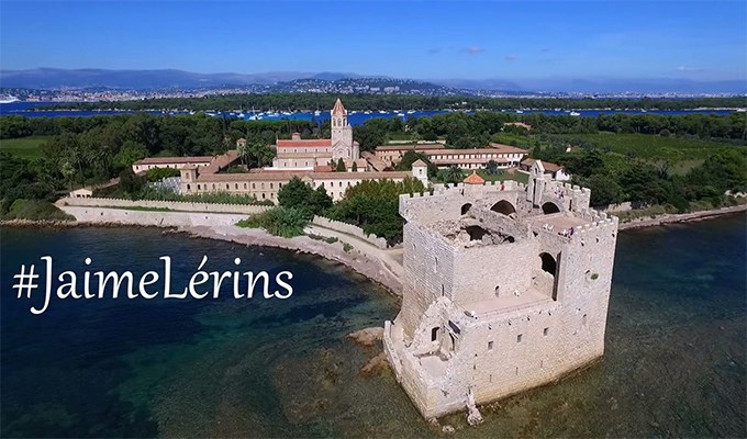 Tài trợ việc phục hồi Ðan viện Lérins nhờ trang Twitter